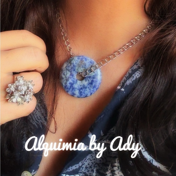 Silver sodalite chunky medallion donut pendant necklace